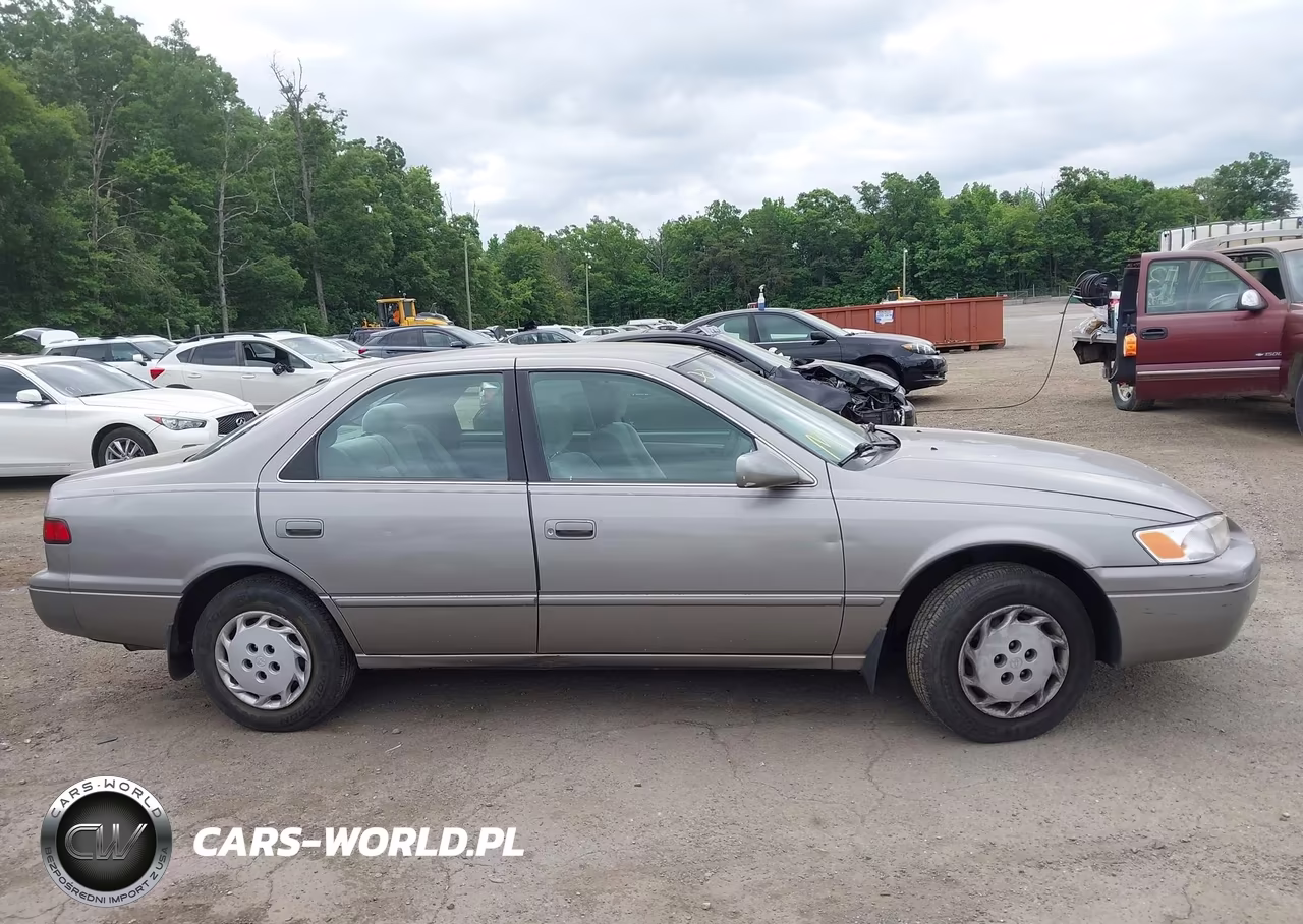 1999 Toyota Camry Le VIN:4T1BG22KXXU466659 - 13