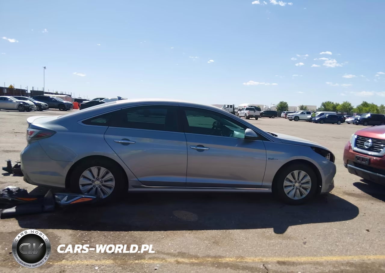 2017 Hyundai Sonata Hybrid Se VIN:KMHE24L17HA046700 - 14