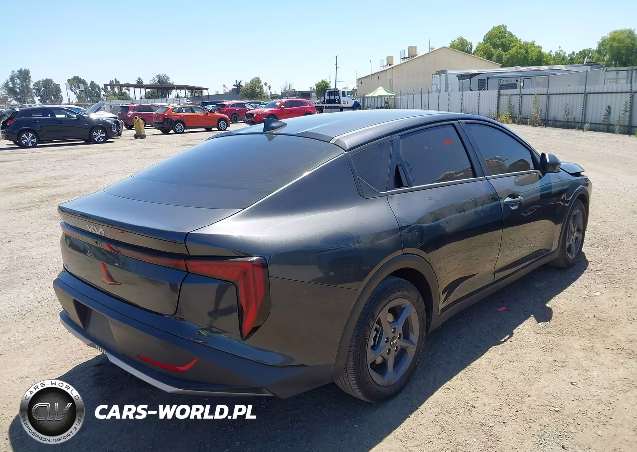 2025 Kia K4 Lxs VIN:3KPFT4DEXSE169225 - 4
