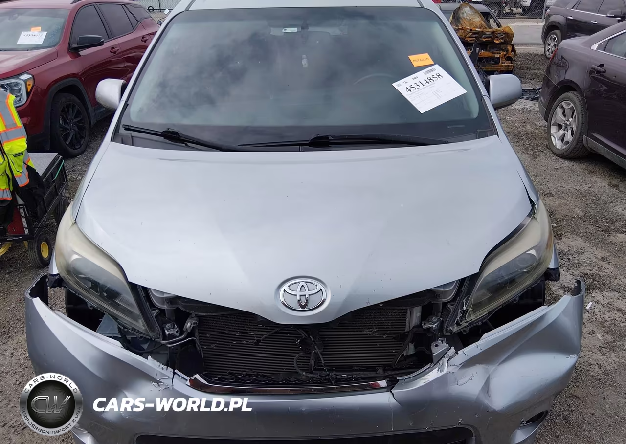 2017 Toyota Sienna Se Premium 8 Passenger VIN:5TDXZ3DC0HS884234 - 12