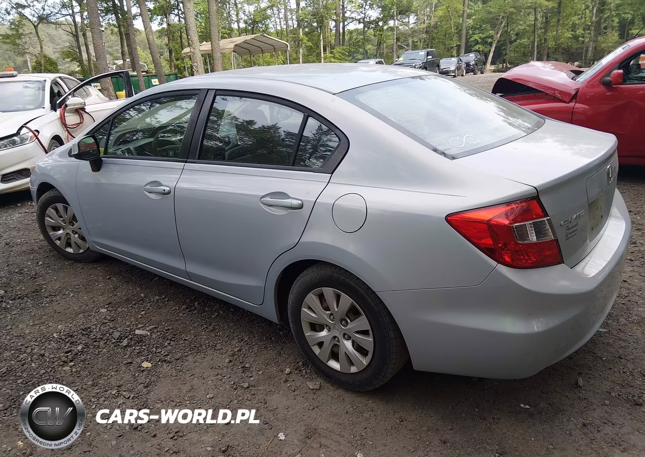 2012 Honda Civic Lx VIN:2HGFB2F58CH562538 - 3