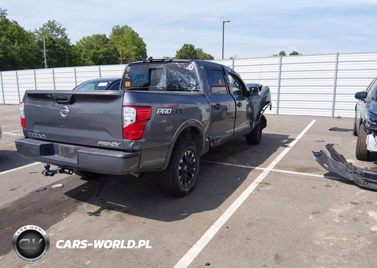 2019 Nissan Titan Pro-4X VIN:1N6AA1E50KN515997 - 4