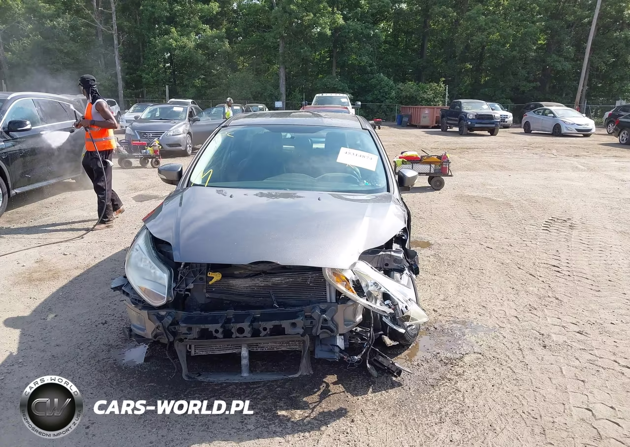 2013 Ford Focus Se VIN:1FADP3K23DL330495 - 11