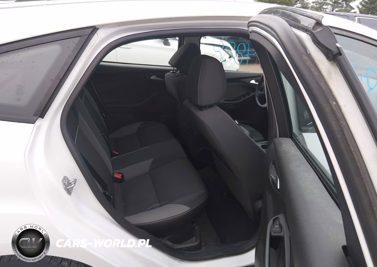 2014 Ford Focus Se VIN:1FADP3K25EL339653 - 8