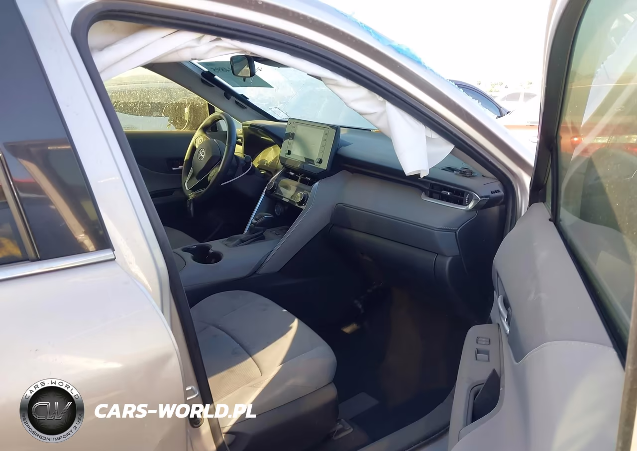 2021 Toyota Venza Le VIN:JTEAAAAH4MJ052917 - 5