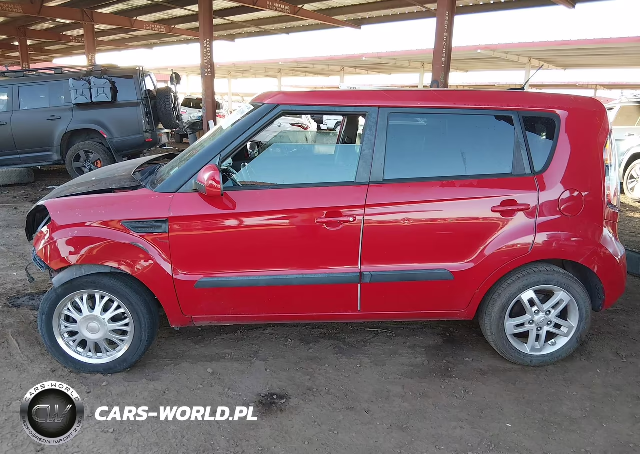 2011 Kia Soul + VIN:KNDJT2A26B7216212 - 14