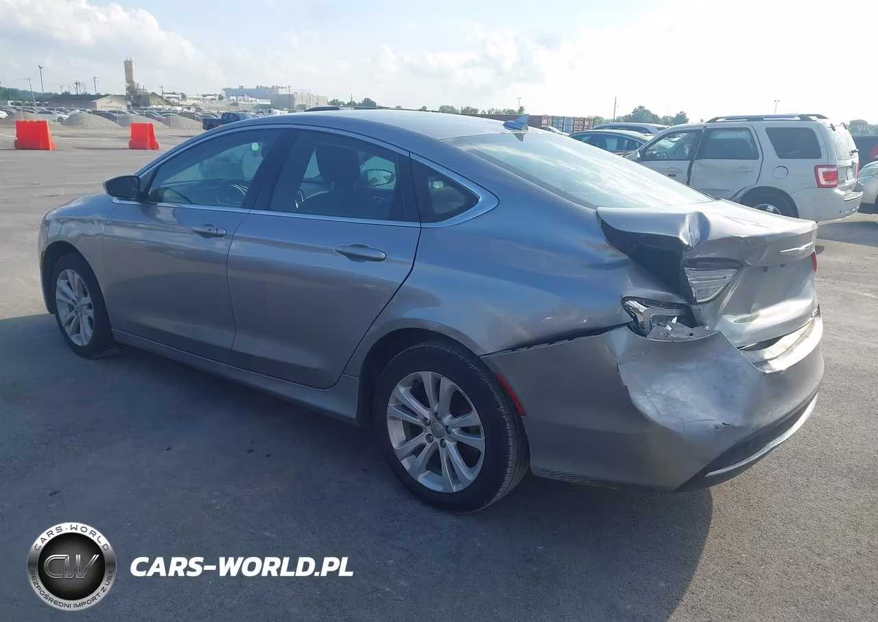2016 Chrysler 200 Limited VIN:1C3CCCAB1GN174280 - 3