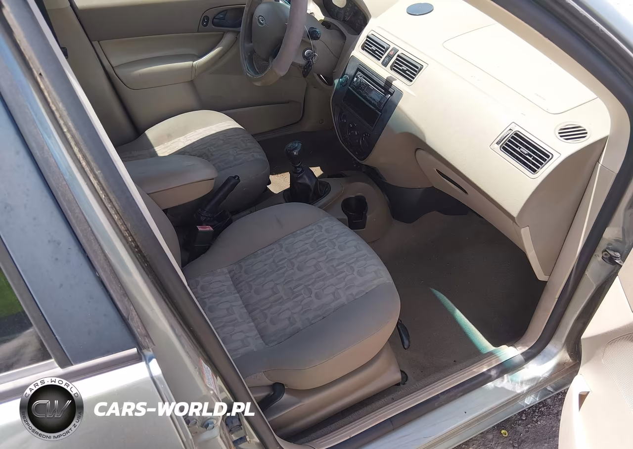 2005 Ford Focus Zx4 VIN:1FAHP34NX5W148236 - 5