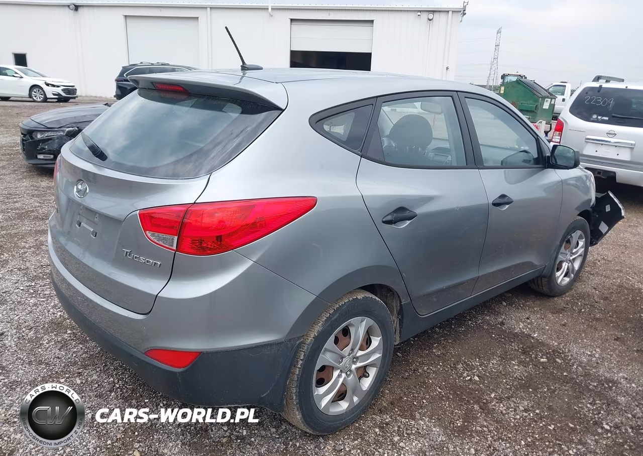 2011 Hyundai Tucson Gl VIN:KM8JT3AB8BU123162 - 4