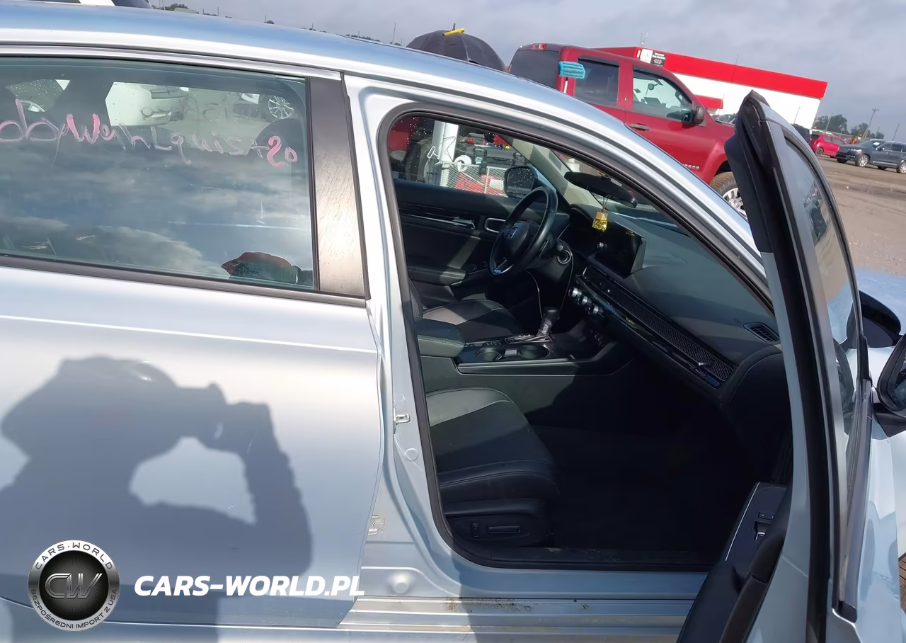 2023 Honda Civic Touring VIN:2HGFE1F9XPH310185 - 5