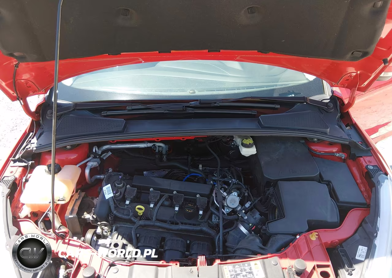 2017 Ford Focus Se VIN:1FADP3F26HL276190 - 10