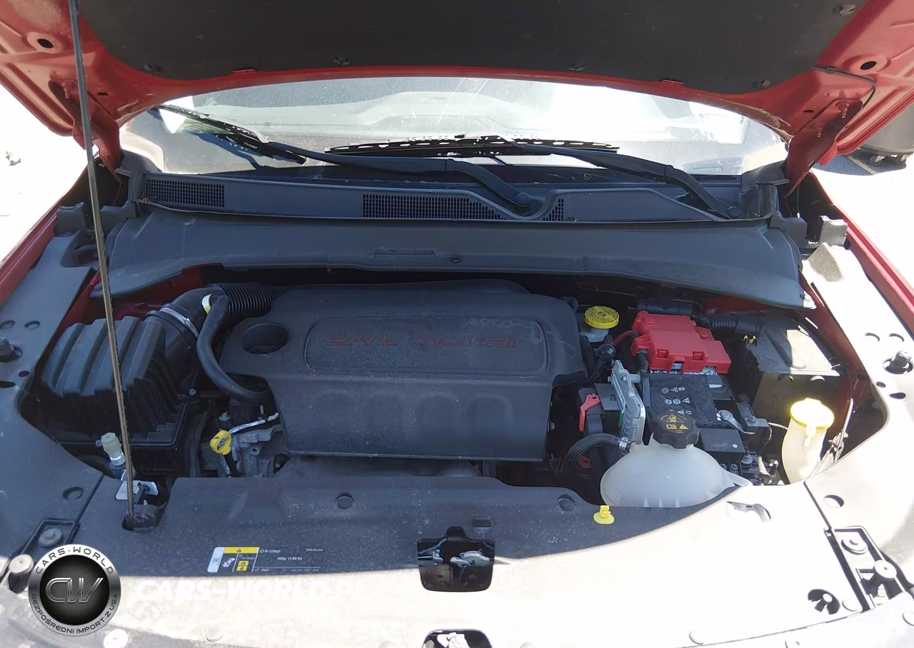 2019 Jeep Compass Latitude 4X4 VIN:3C4NJDBB2KT670082 - 10