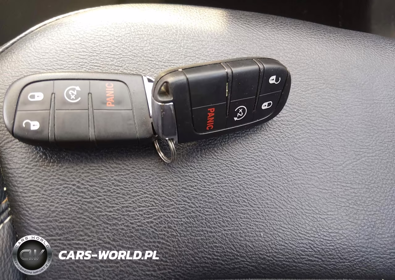 2019 Jeep Compass Latitude 4X4 VIN:3C4NJDBB2KT670082 - 11