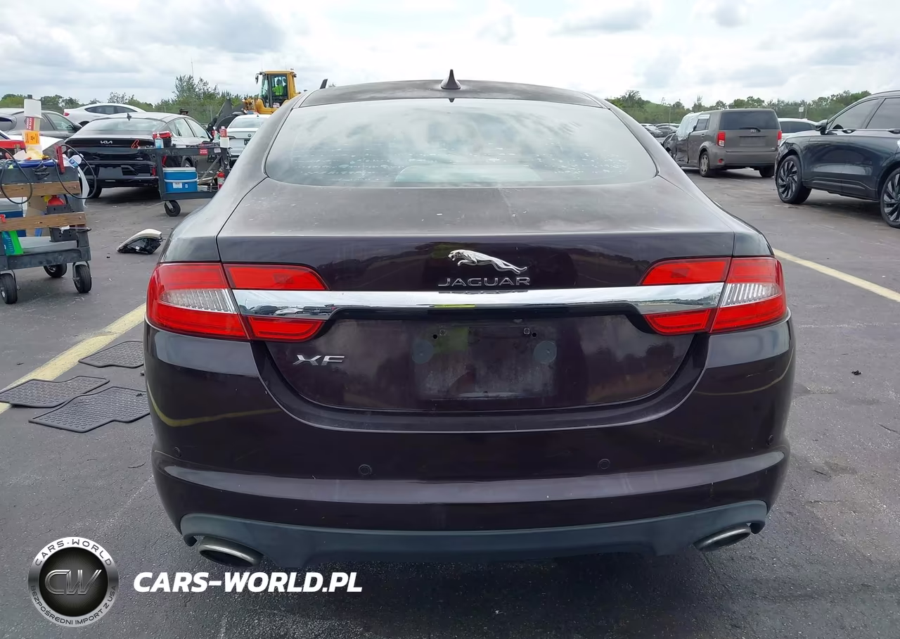 2015 Jaguar Xf 2.0T Premium VIN:SAJWA0FSXFPU66942 - 16