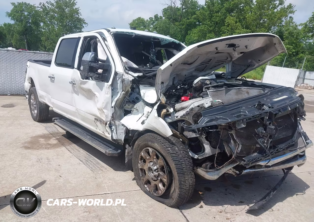 2022 Ford F-250 Lariat – zdjęcie 1 z 15