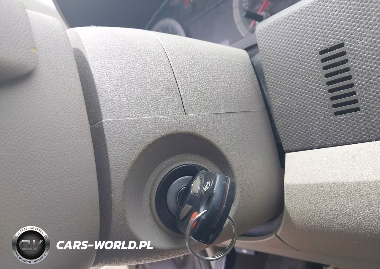 2009 Ford Escape Xls VIN:1FMCU92759KD10111 - 11