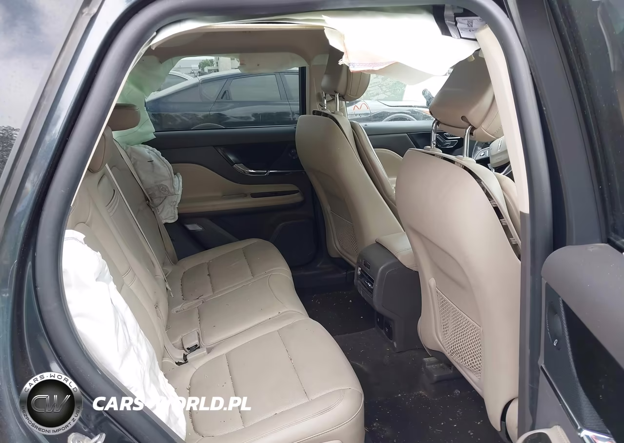 2020 Lincoln Corsair Reserve VIN:5LMCJ2DH2LUL17497 - 8