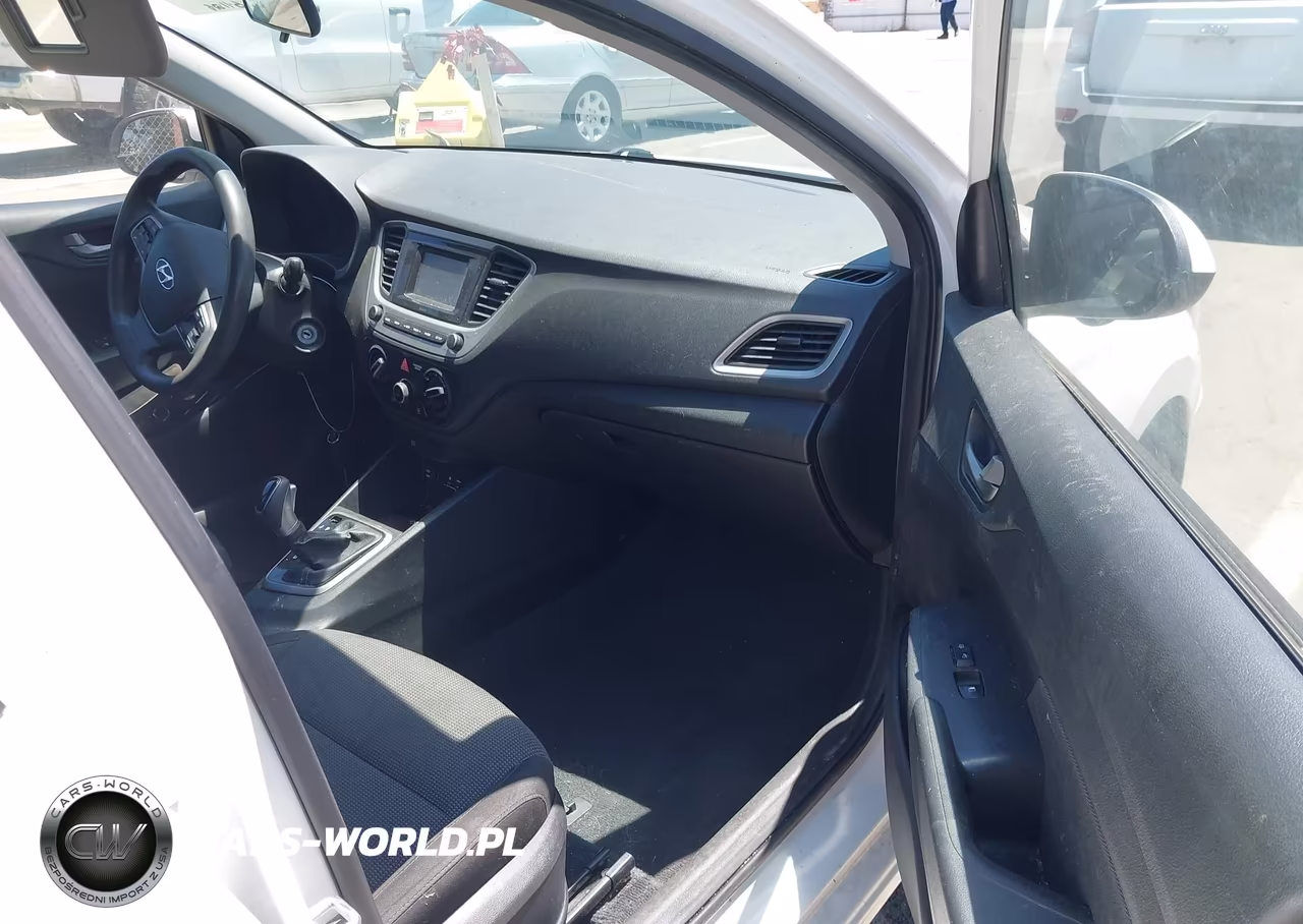 2019 Hyundai Accent Se VIN:3KPC24A39KE058626 - 5