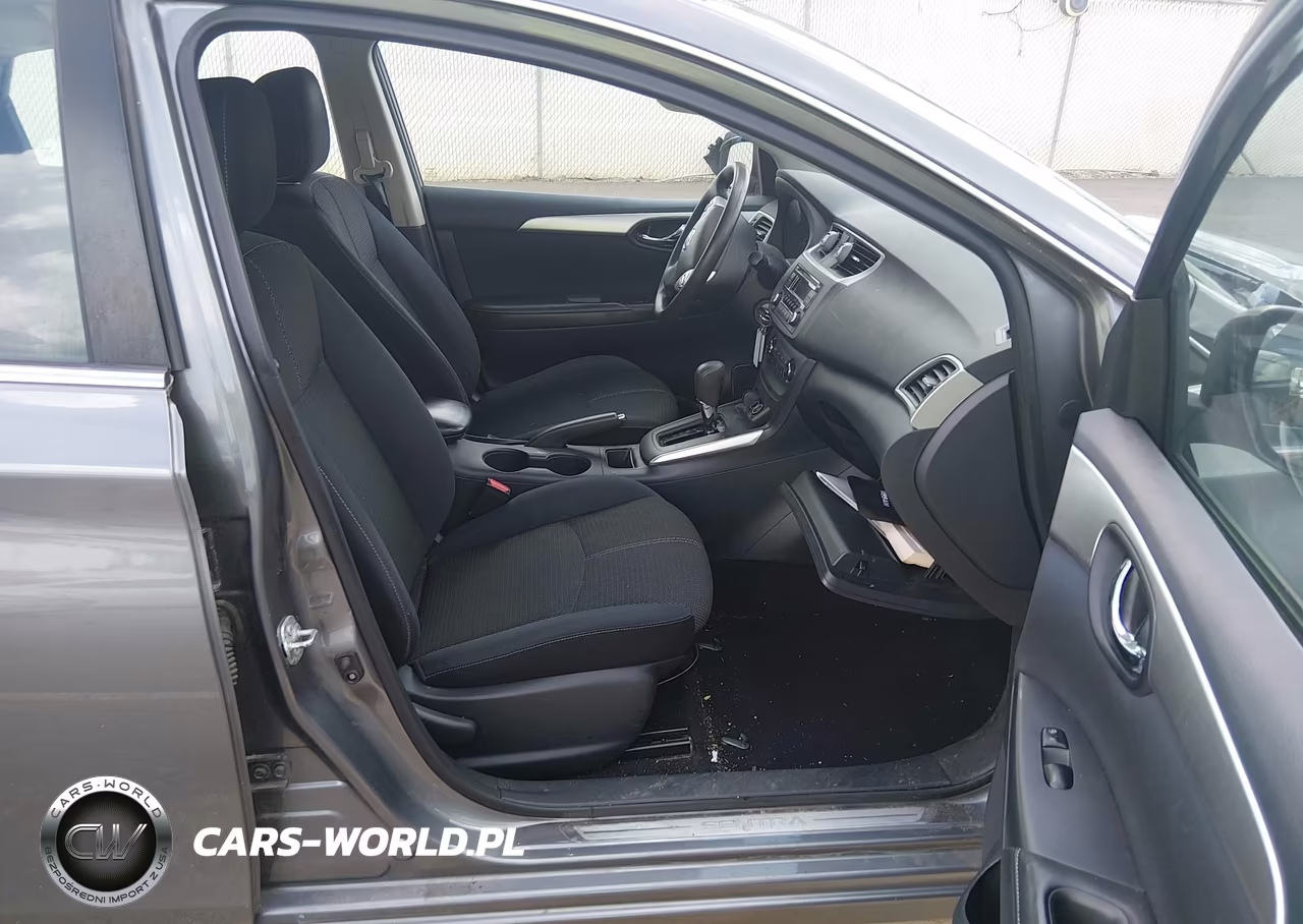 2017 Nissan Sentra S VIN:3N1AB7AP1HY218357 - 5