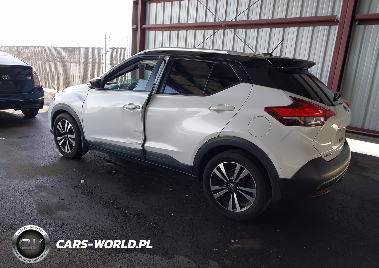 2019 Nissan Kicks Sv VIN:3N1CP5CU7KL512075 - 3