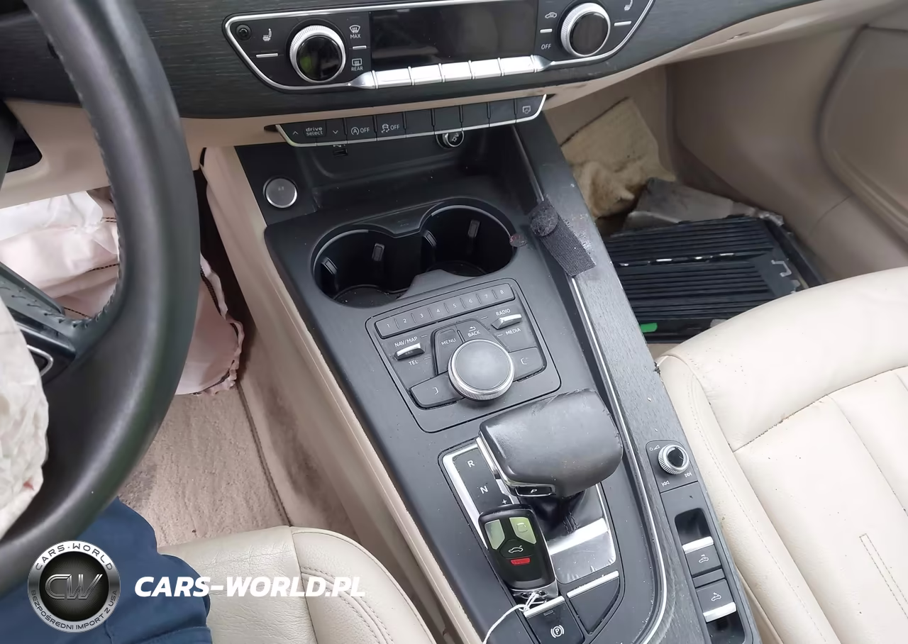 2018 Audi A5 2.0T Premium VIN:WAUWNGF56JN017913 - 11