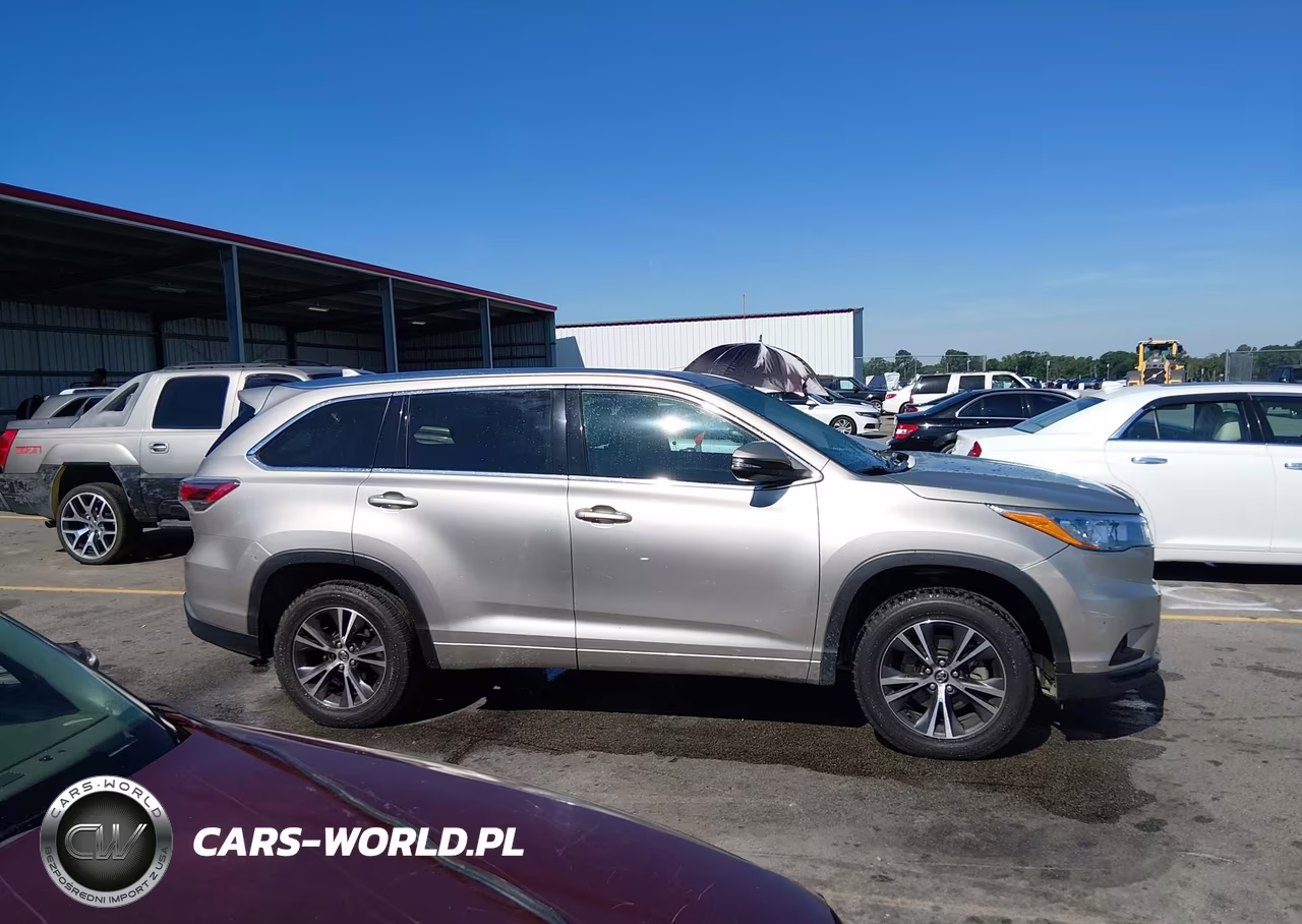 2016 Toyota Highlander Xle V6 VIN:5TDKKRFH2GS162482 - 13