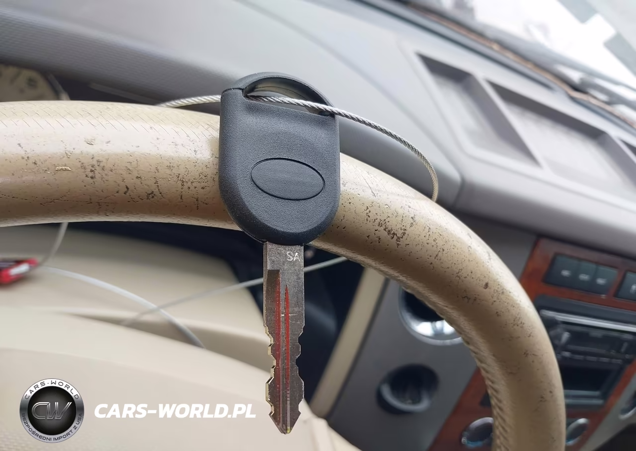 2010 Ford Expedition Eddie Bauer VIN:1FMJU1H58AEA38624 - 11