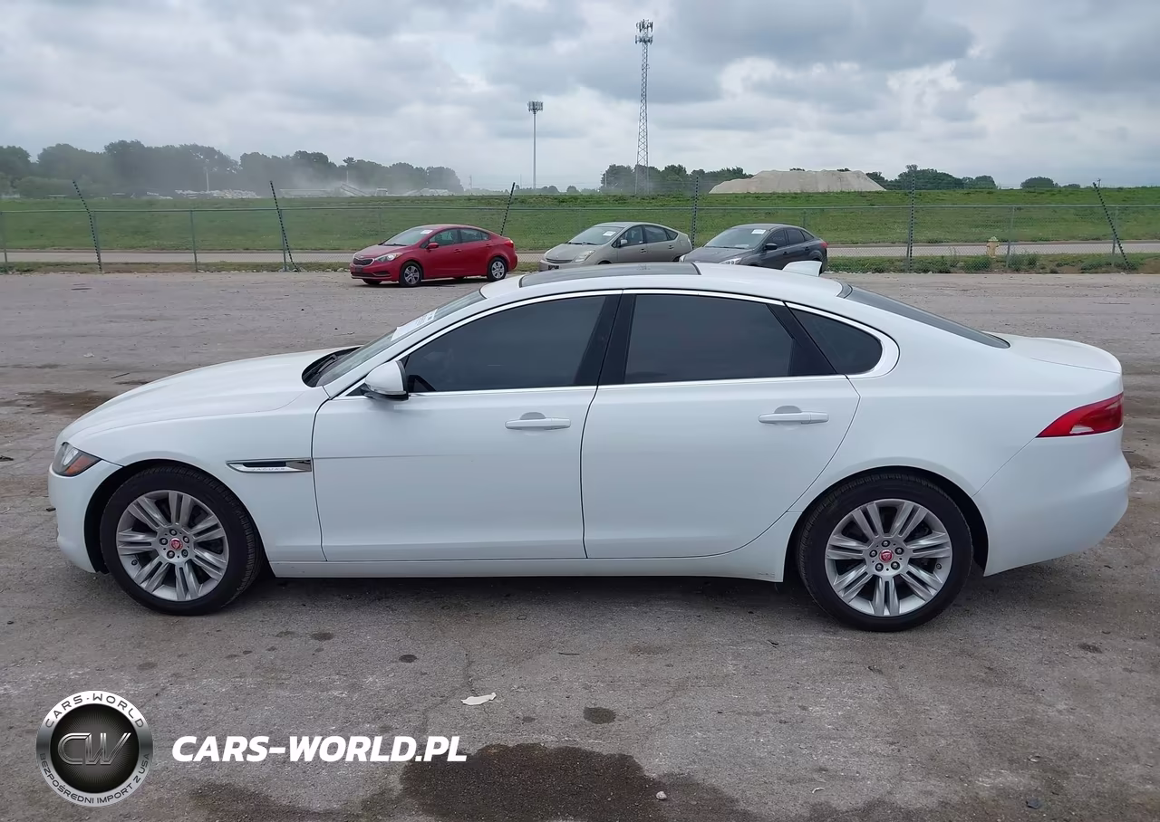 2017 Jaguar Xf 35T Premium VIN:SAJBD4BV1HCY34934 - 14