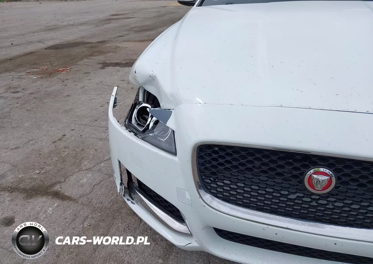 2017 Jaguar Xf 35T Premium VIN:SAJBD4BV1HCY34934 - 6
