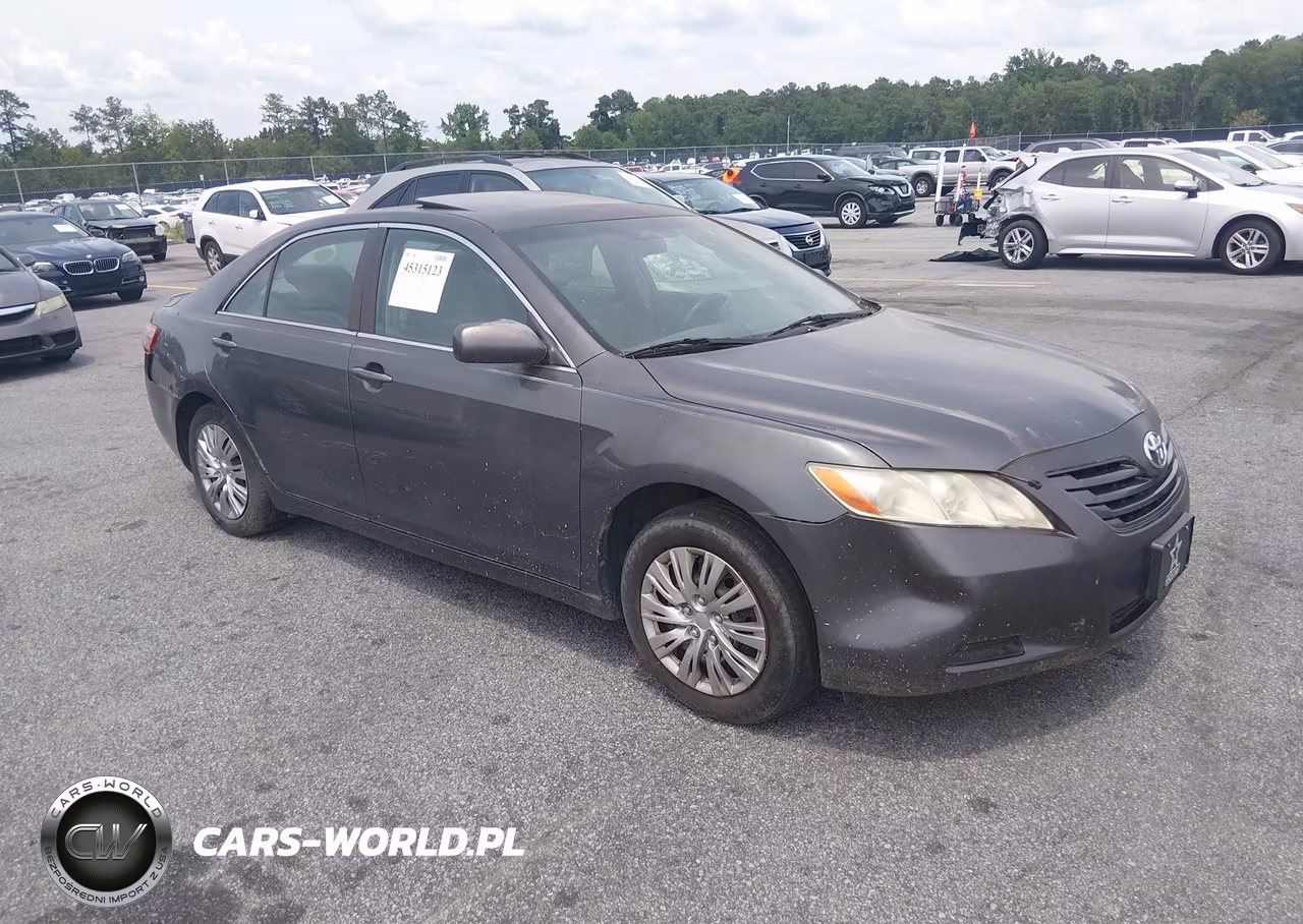 2007 Toyota Camry Le – zdjęcie 1 z 11