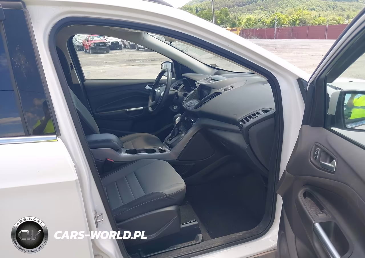 2016 Ford Escape Se VIN:1FMCU9G91GUC54602 - 5