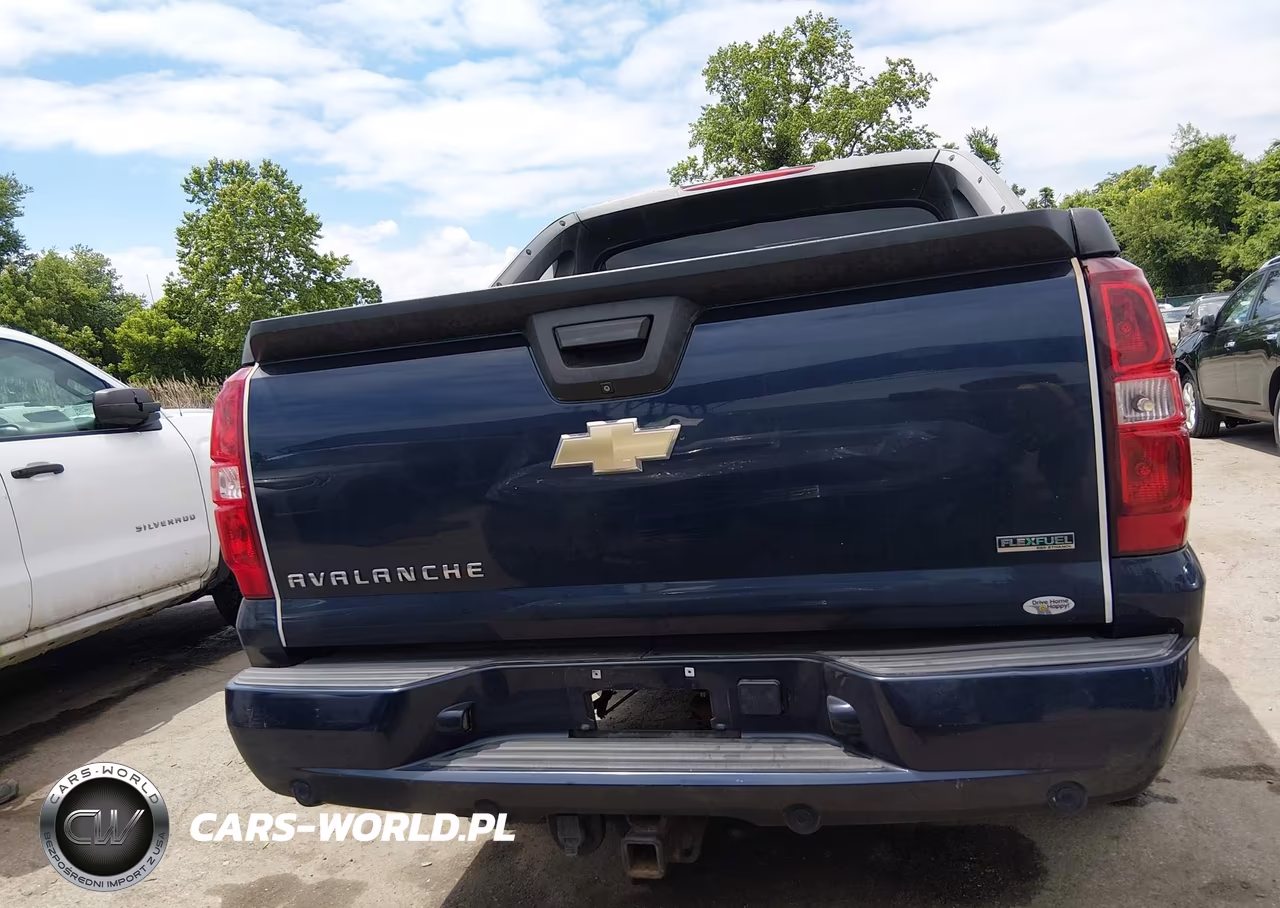 2011 Chevrolet Avalanche 1500 Ltz VIN:3GNTKGE33BG258716 - 16