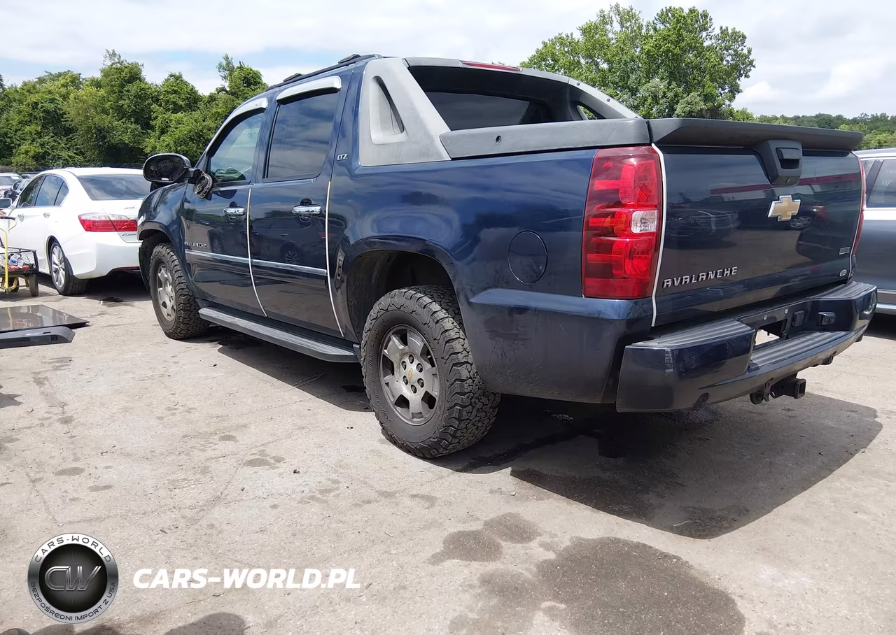 2011 Chevrolet Avalanche 1500 Ltz VIN:3GNTKGE33BG258716 - 3
