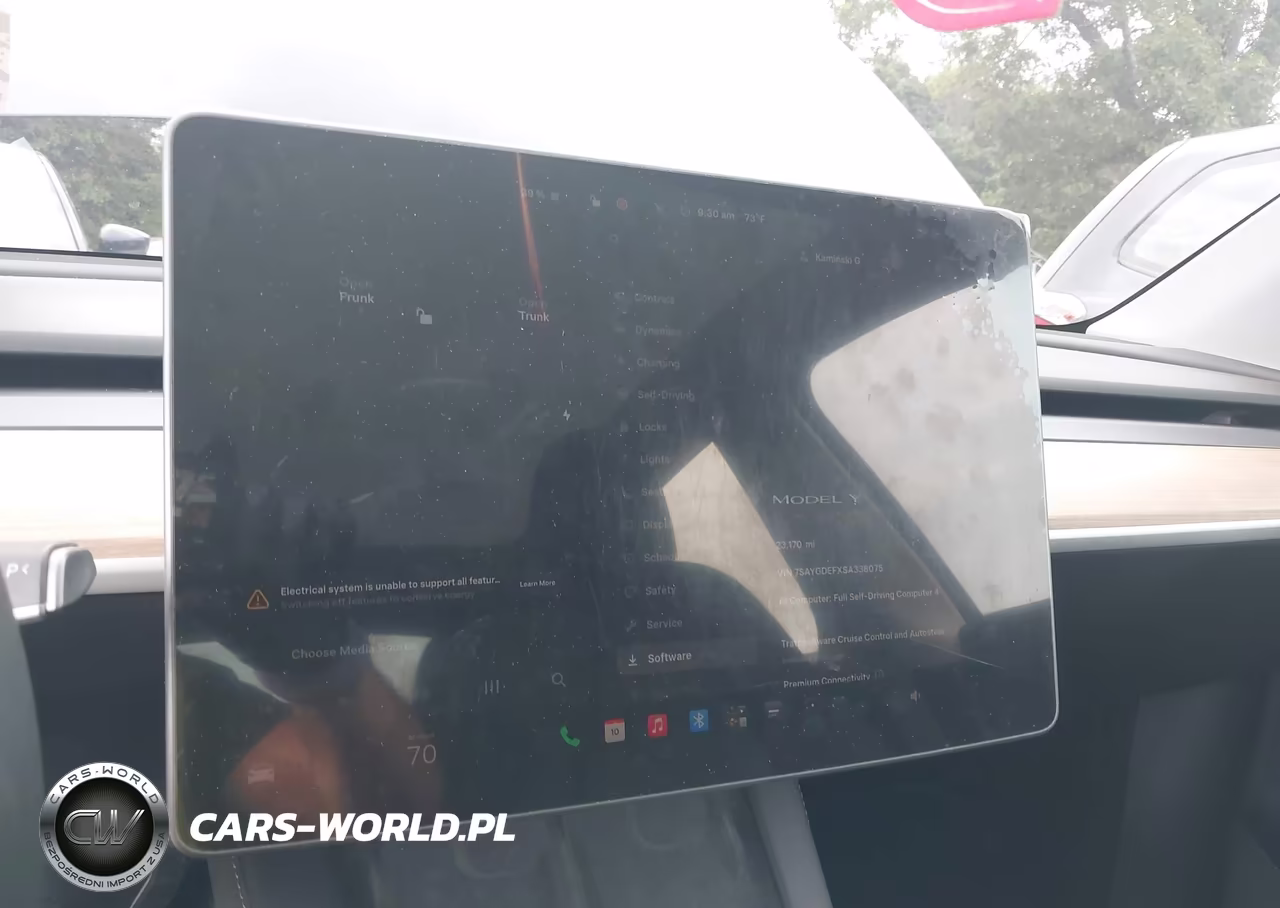 2025 Tesla Model Y Performance Dual Motor All-Wheel Drive VIN:7SAYGDEFXSA338075 - 18