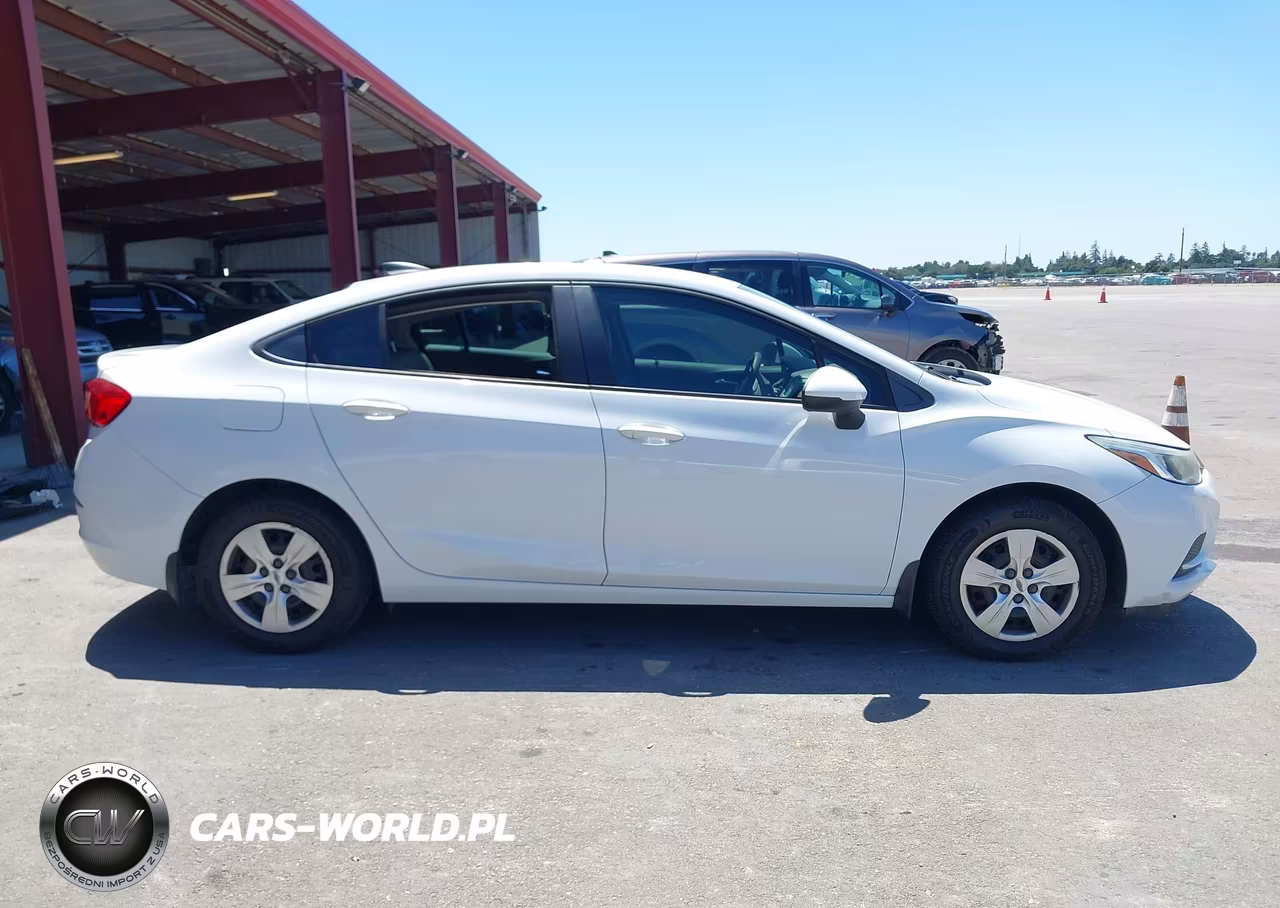 2018 Chevrolet Cruze Ls Auto VIN:1G1BC5SM4J7104120 - 12