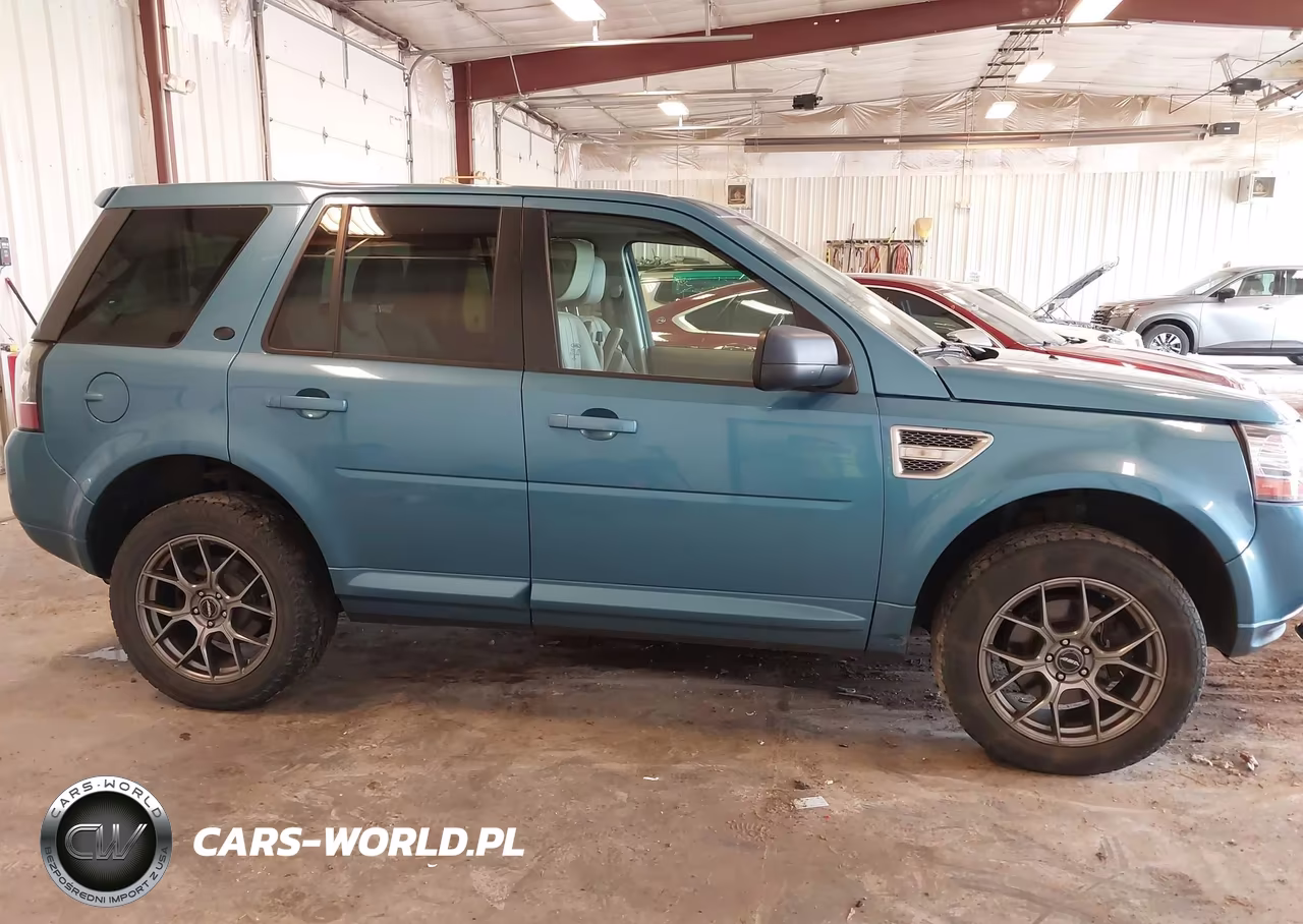 2014 Land Rover Lr2 VIN:SALFR2BG3EH408175 - 13
