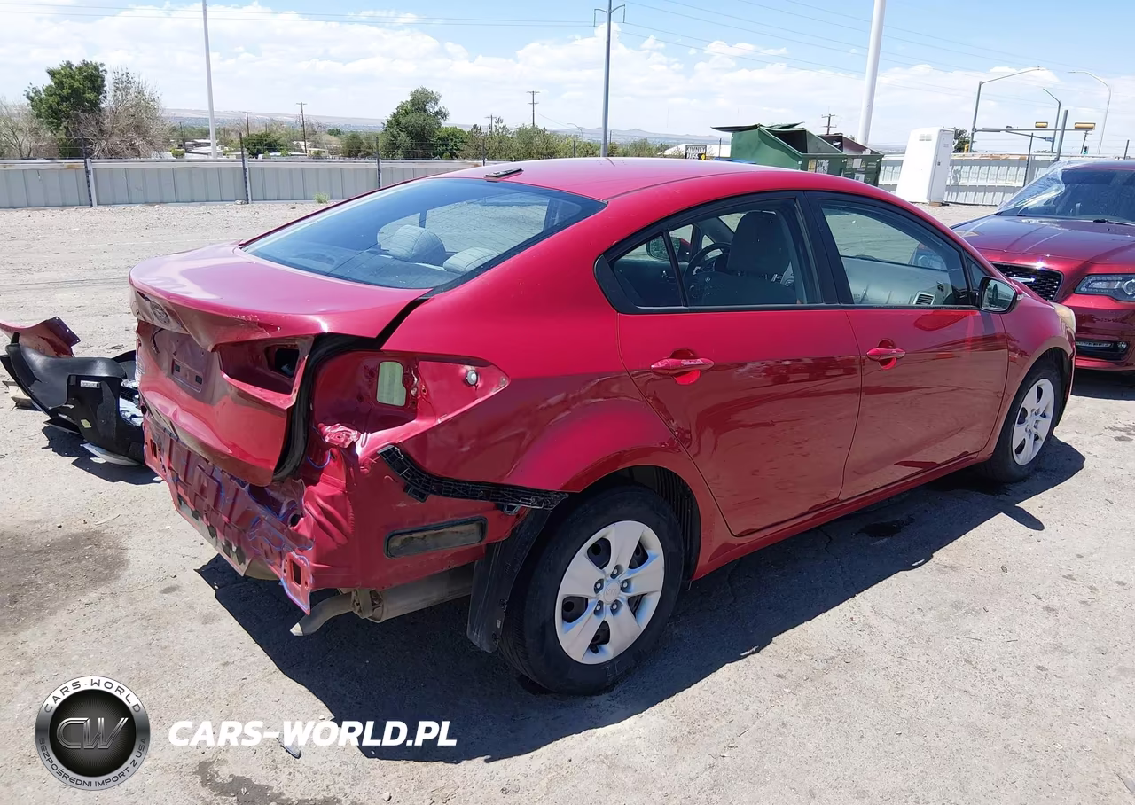 2015 Kia Forte Lx VIN:KNAFX4A62F5310997 - 4