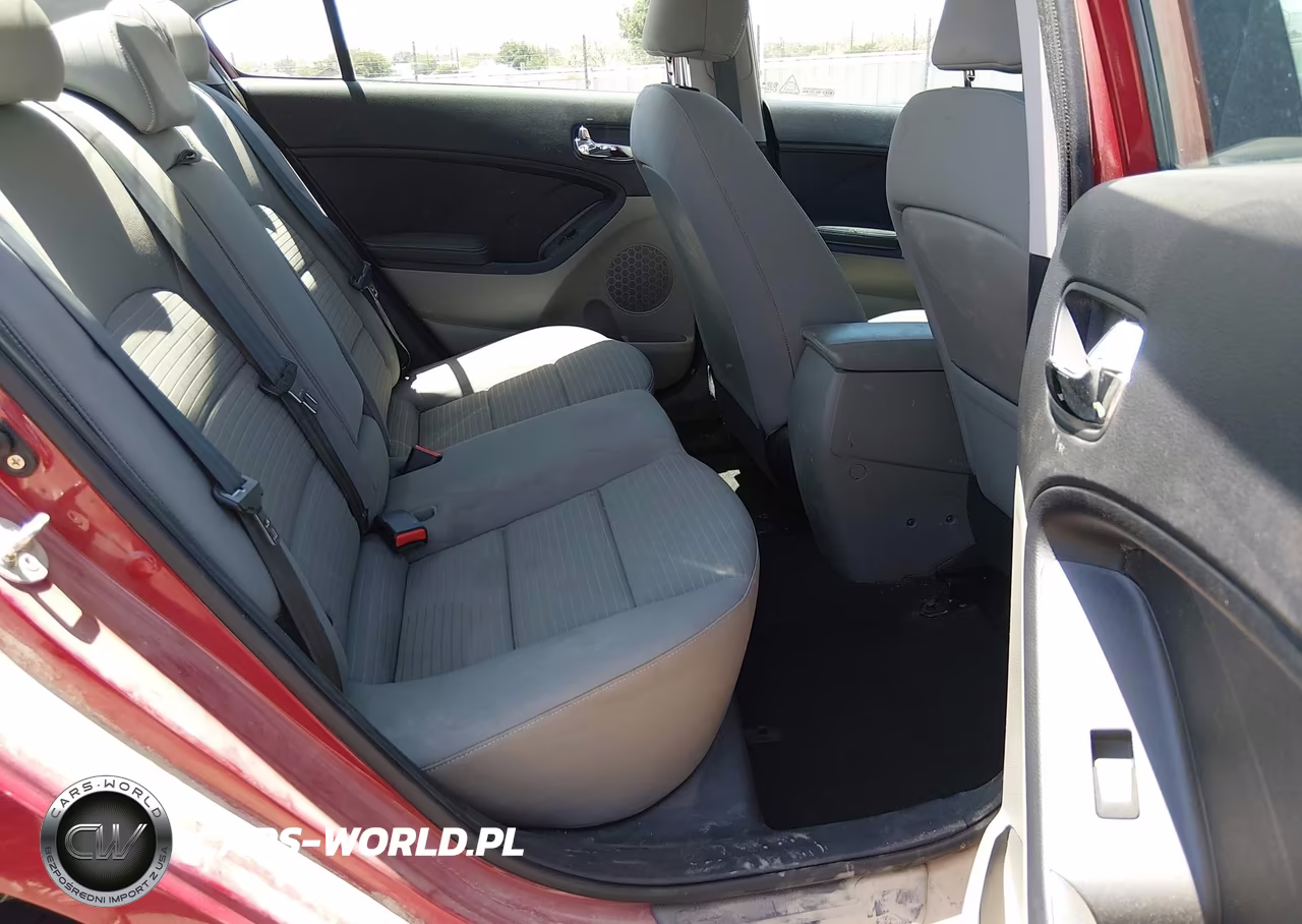 2015 Kia Forte Lx VIN:KNAFX4A62F5310997 - 8