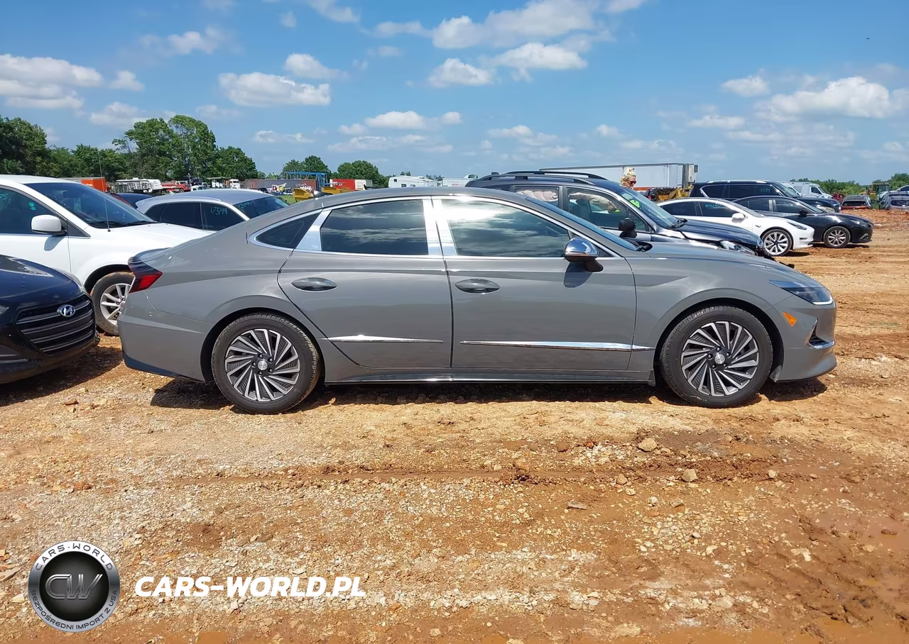 2021 Hyundai Sonata Limited VIN:KMHL54JJ5MA021578 - 13
