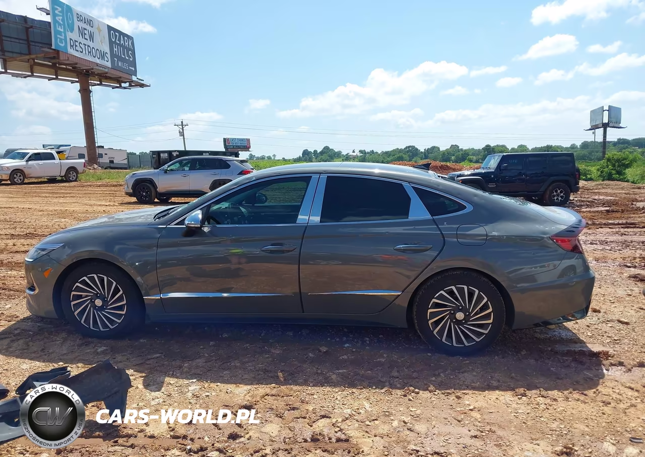 2021 Hyundai Sonata Limited VIN:KMHL54JJ5MA021578 - 14