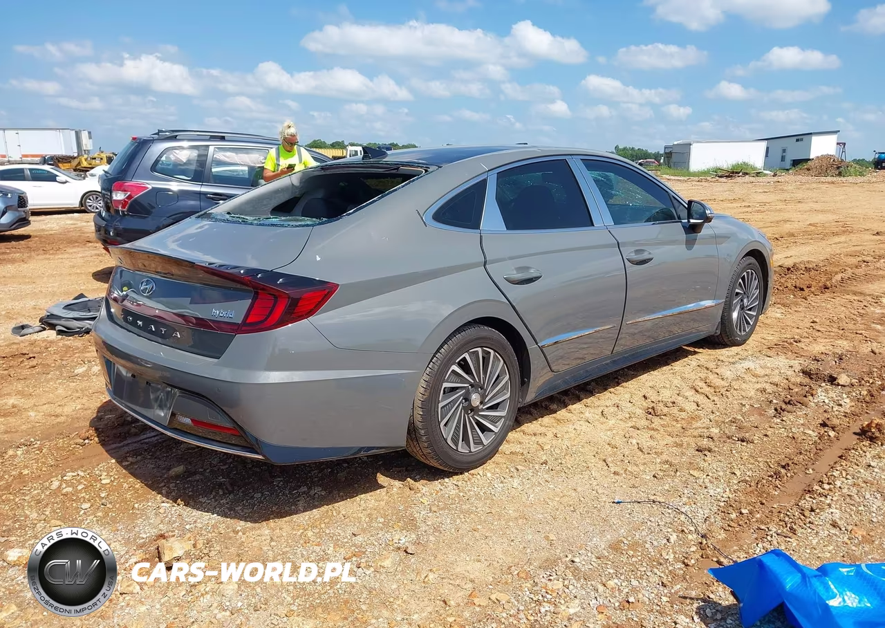 2021 Hyundai Sonata Limited VIN:KMHL54JJ5MA021578 - 4