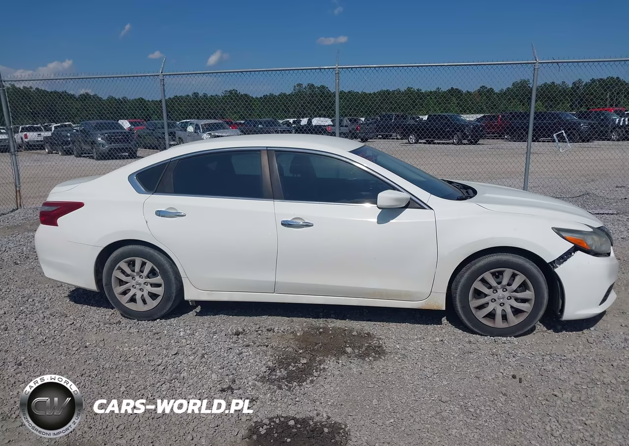 2018 Nissan Altima 2.5 S VIN:1N4AL3AP8JC172985 - 13