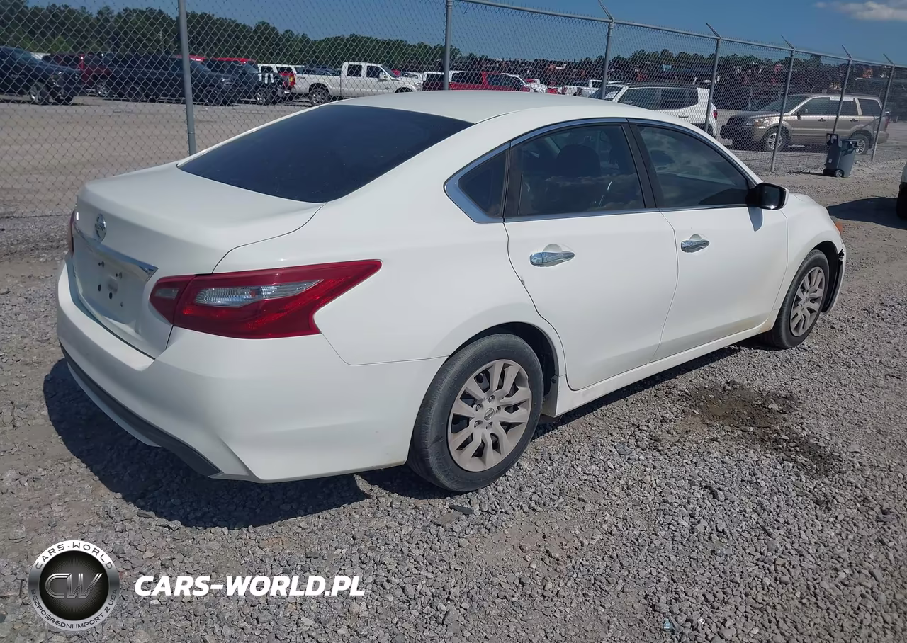 2018 Nissan Altima 2.5 S VIN:1N4AL3AP8JC172985 - 4