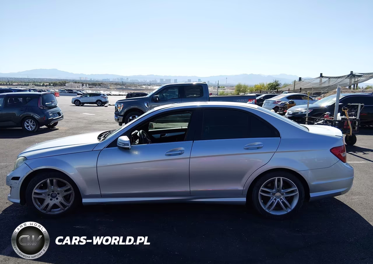 2013 Mercedes-Benz C 250 Luxury-Sport VIN:WDDGF4HBXDA779584 - 15
