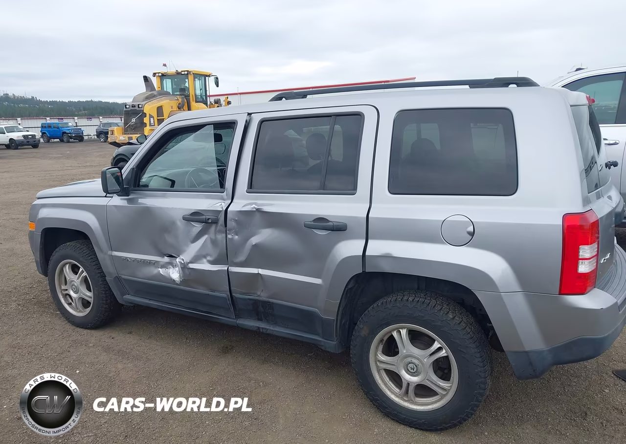 2016 Jeep Patriot Sport VIN:1C4NJRBB2GD532276 - 14