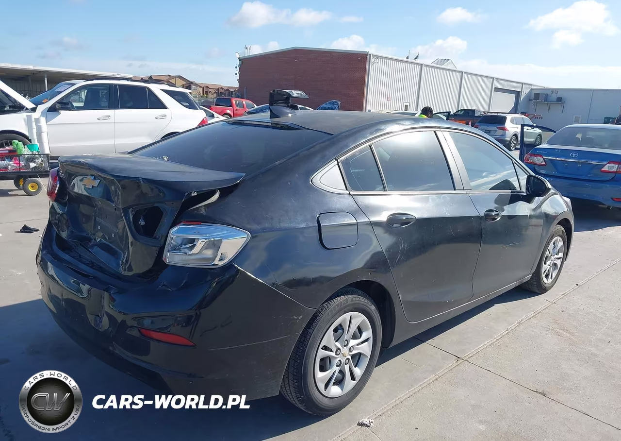 2019 Chevrolet Cruze Ls VIN:1G1BC5SM0K7128660 - 4