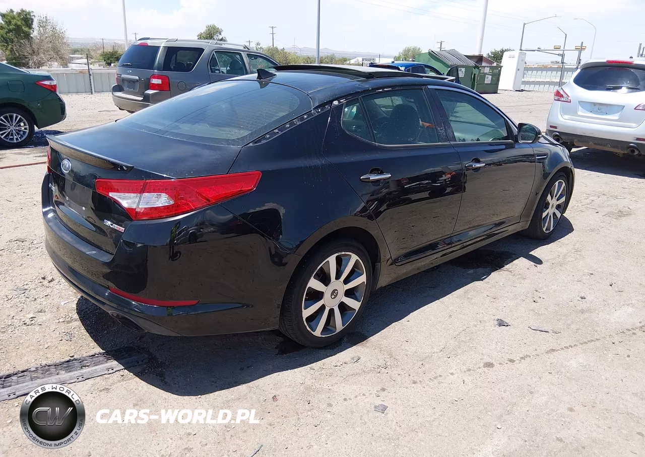 2012 Kia Optima Sx VIN:5XXGR4A69CG058335 - 4