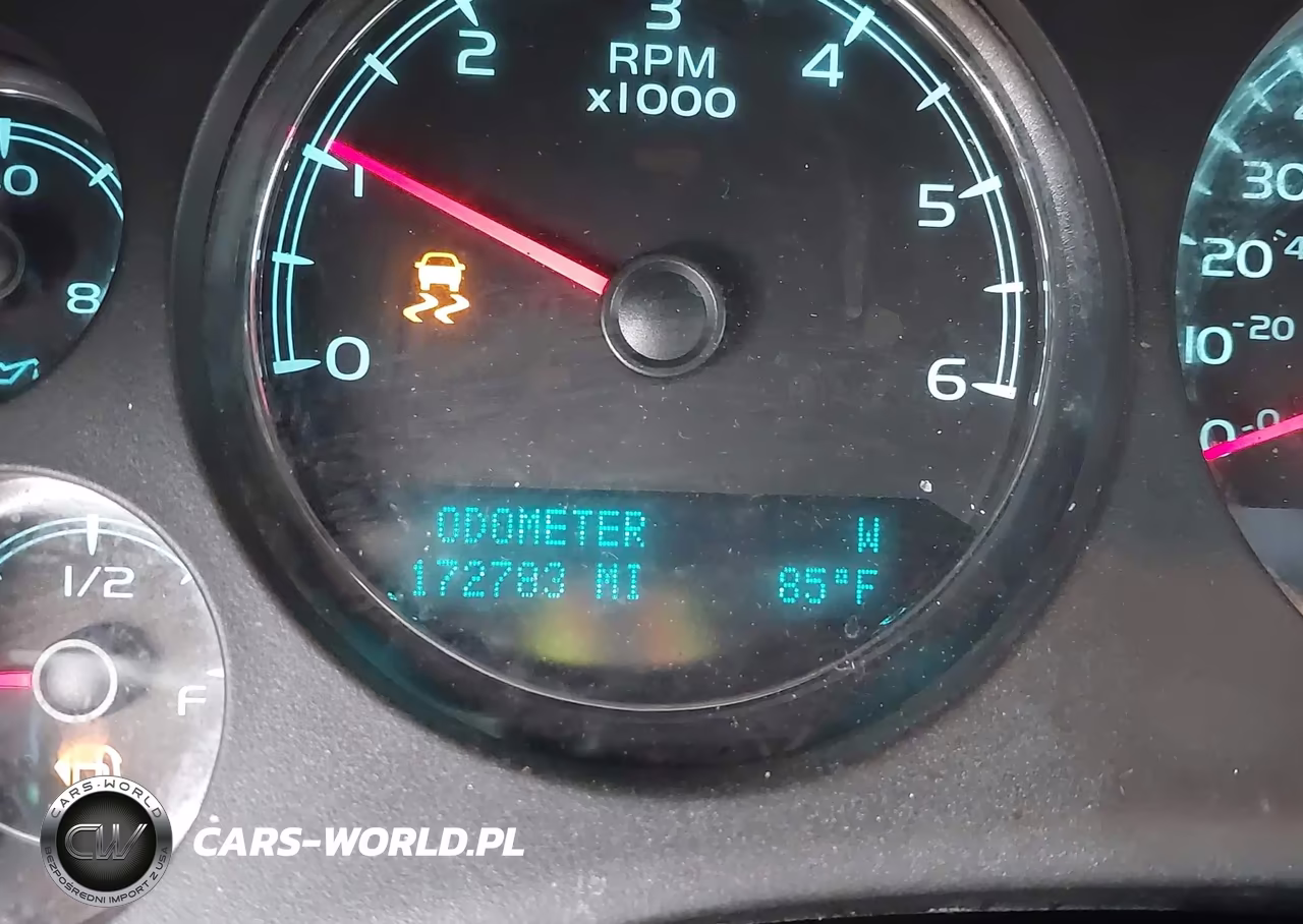 2012 Chevrolet Tahoe Lt VIN:1GNSCBE08CR143287 - 15