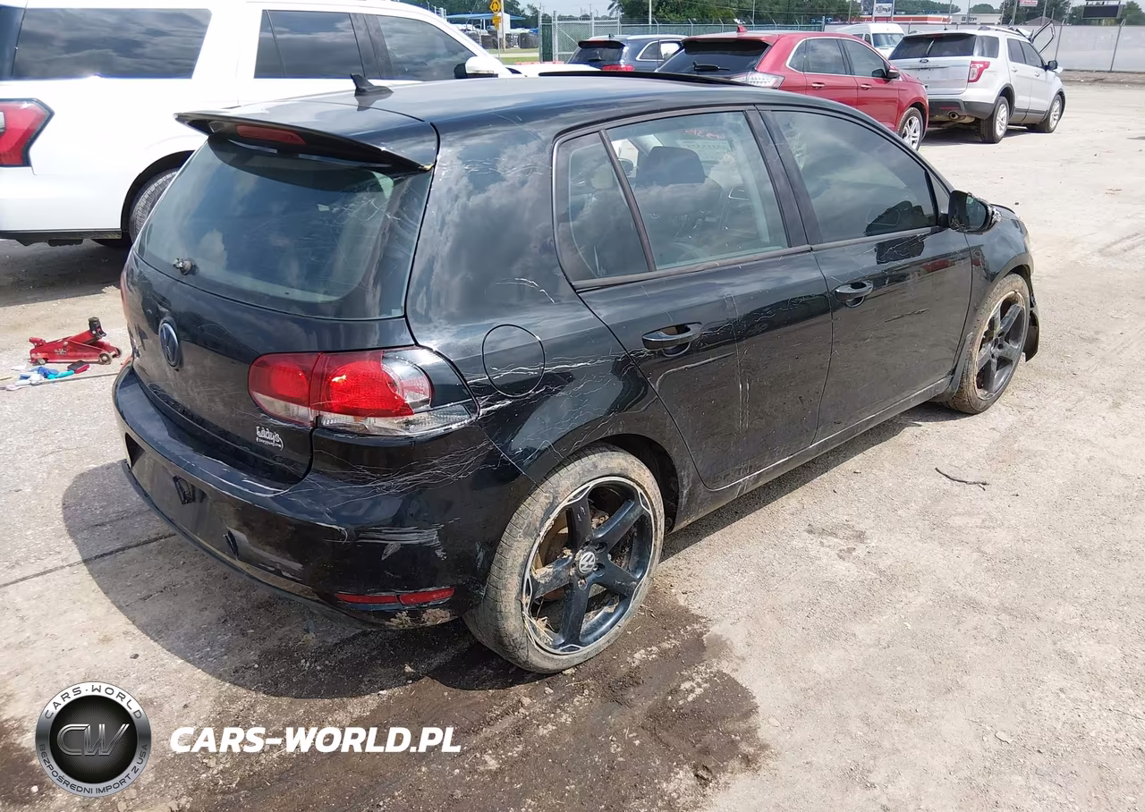 2014 Volkswagen Golf 2.5L VIN:WVWDB7AJXEW009126 - 4