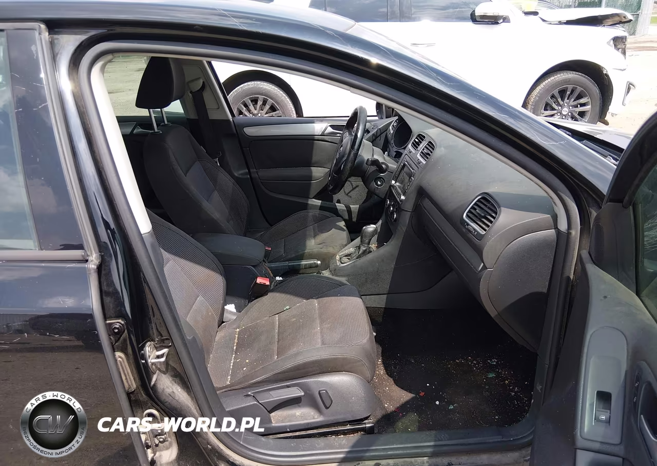2014 Volkswagen Golf 2.5L VIN:WVWDB7AJXEW009126 - 5